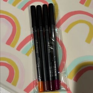 Set of 4 lipliners package New
